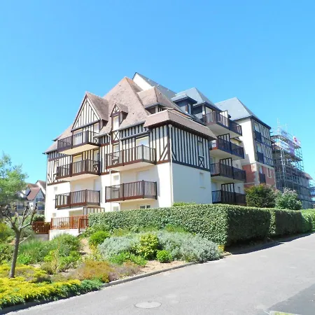 2p A Cabourg, Proche Plage, Animaux Admis, Terrasse - Fr-1-487-293 Apartment